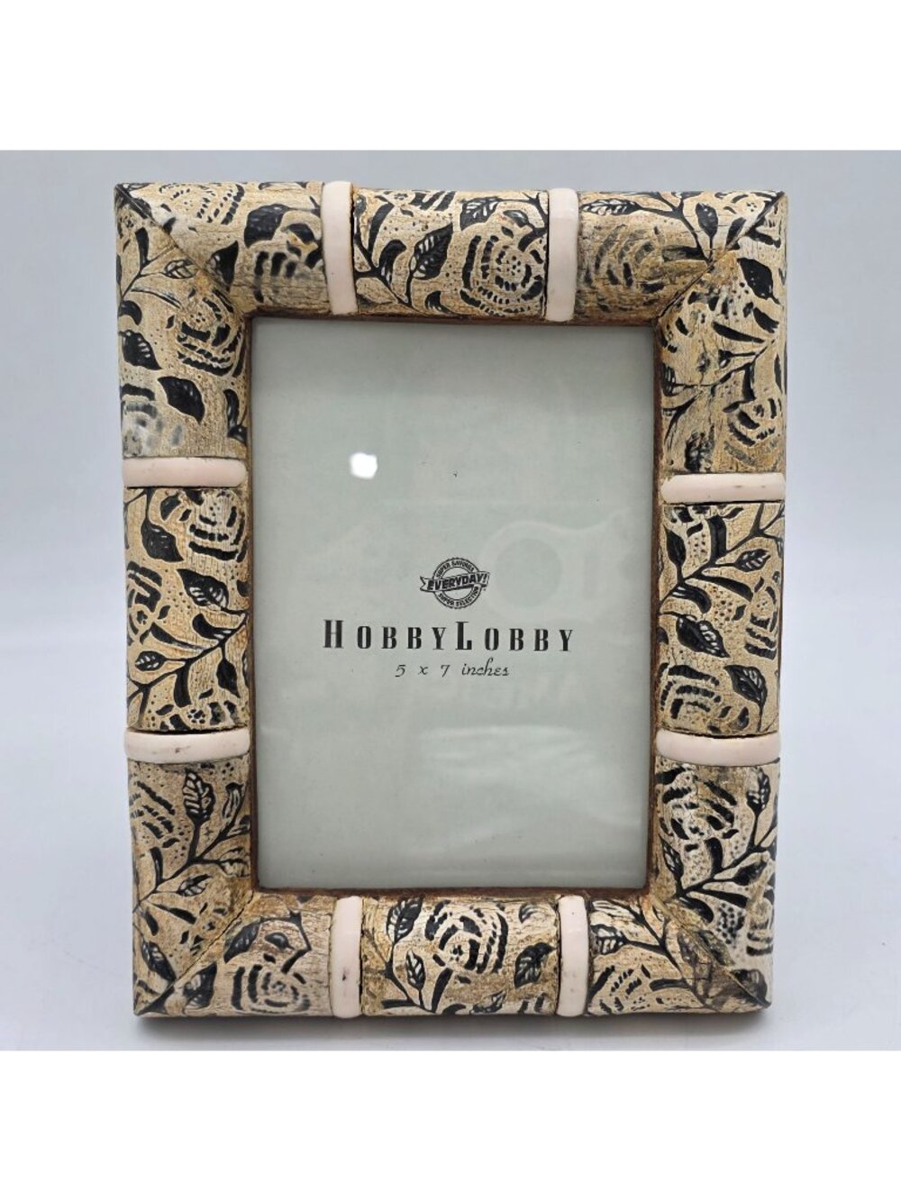 5x7 Picture Frame Floral Design Beige & Black Distressed Finish Tabletop
